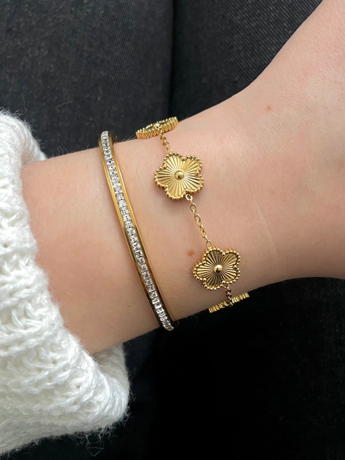 2x bangle set, golden bracelet set