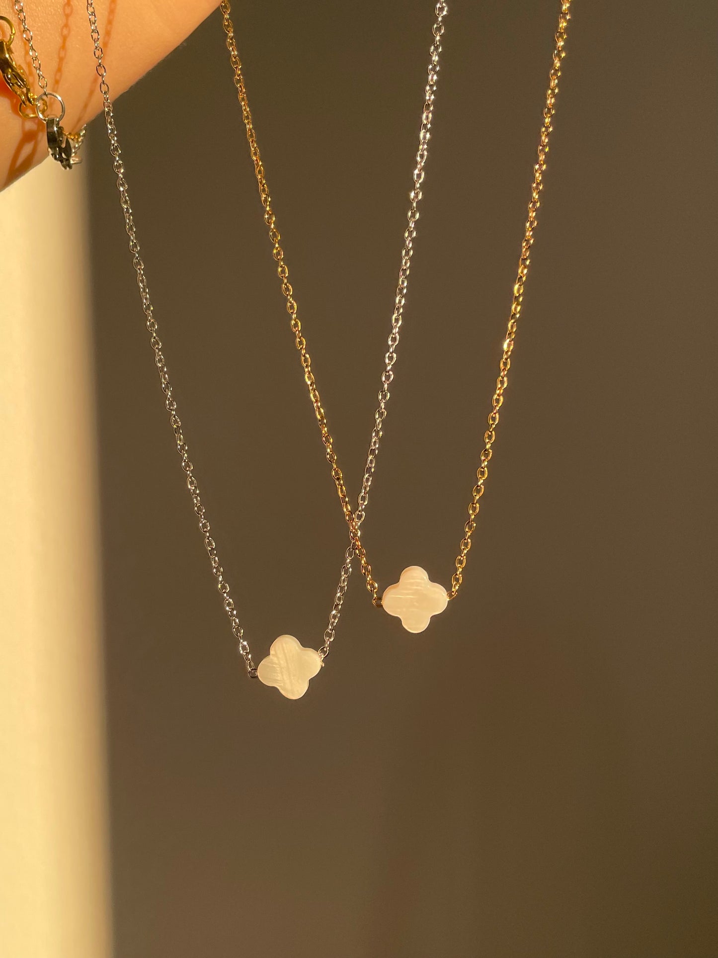 The Noela set, gold/silver