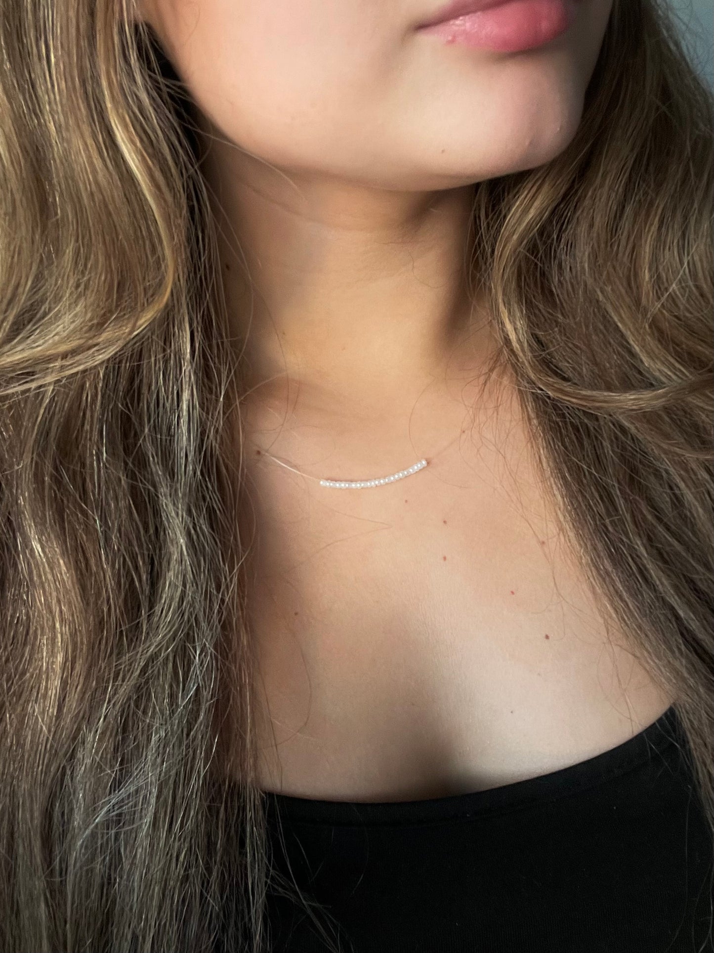 Whispers of love | Invisible necklace