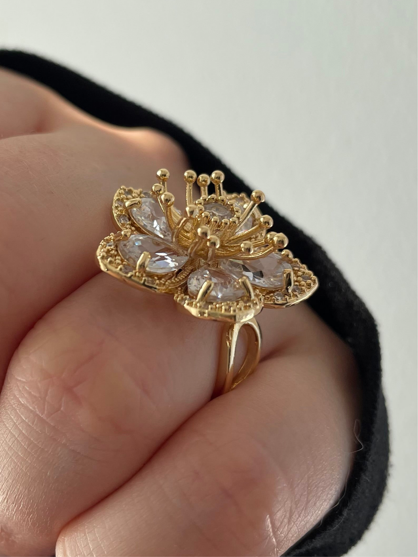 Alia Ring