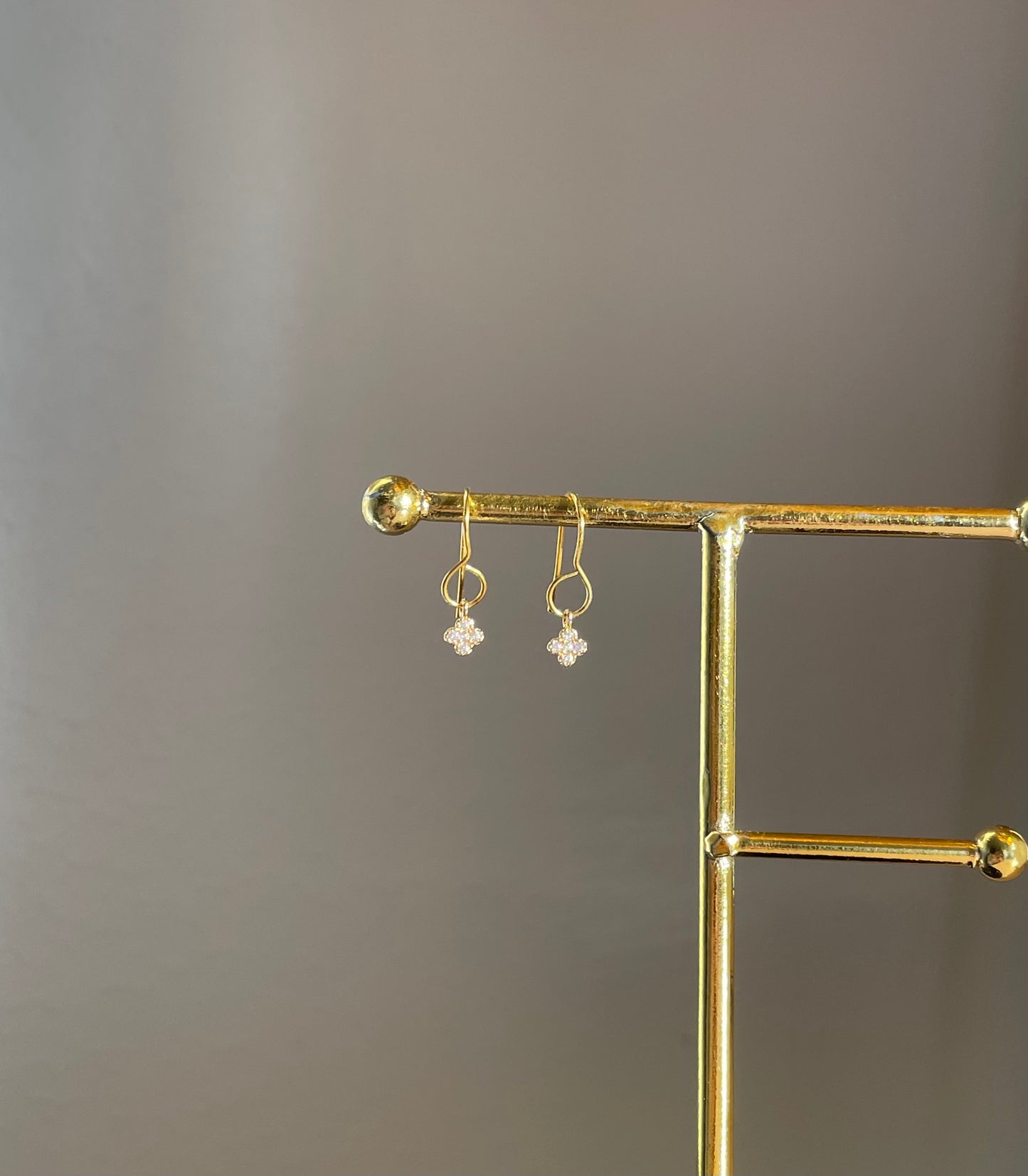 Dainty Twinkle earrings