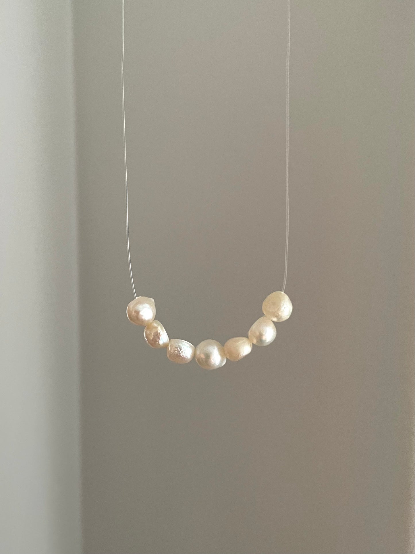 Sea of promises | Invisible necklace