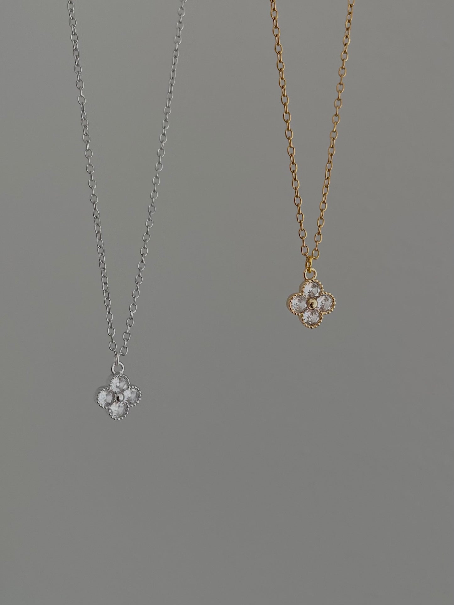 Clover Necklace, silver