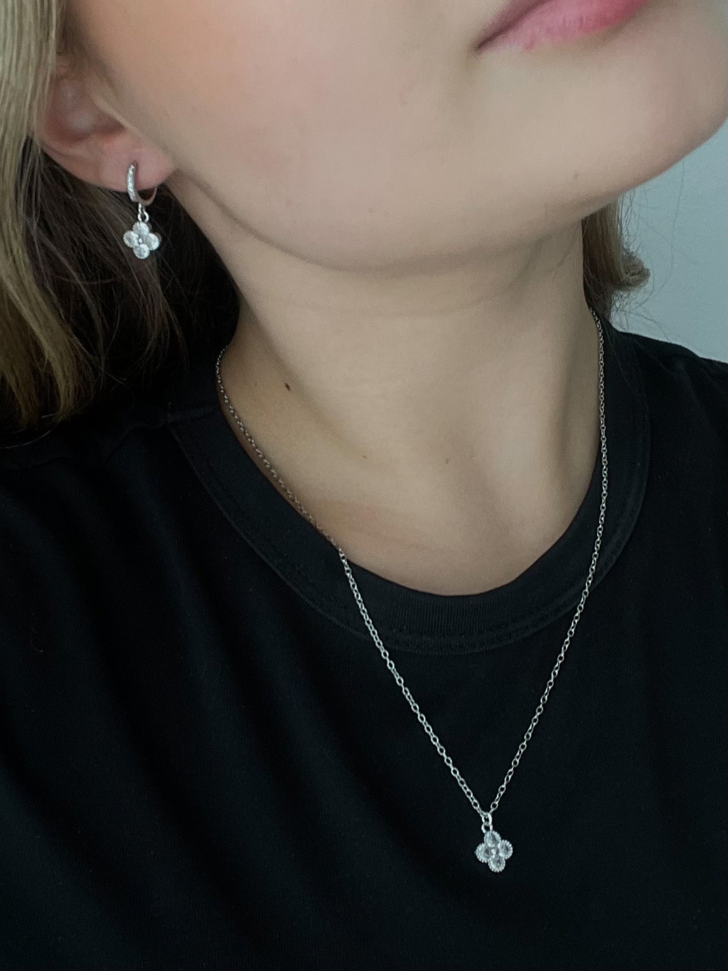 Clover Necklace, silver