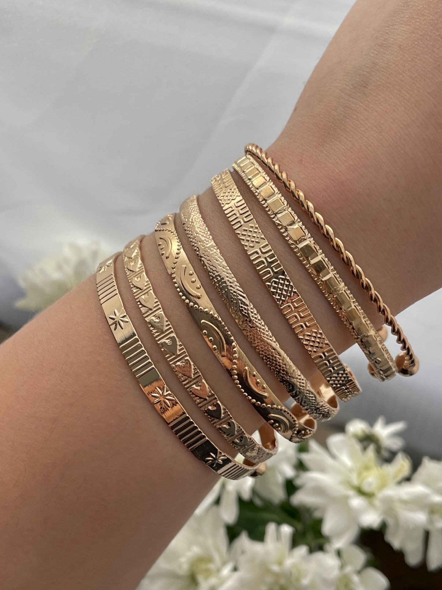 7 pcs Gold Bangle Set, Stack cuff bracelet, everyday jewelry, layering bracelets, mix and match