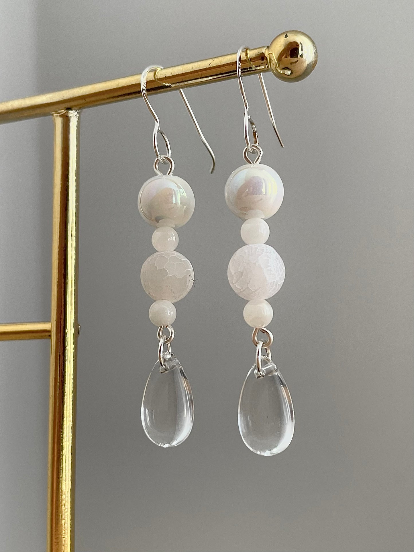 Rainy Moon earrings, silvery