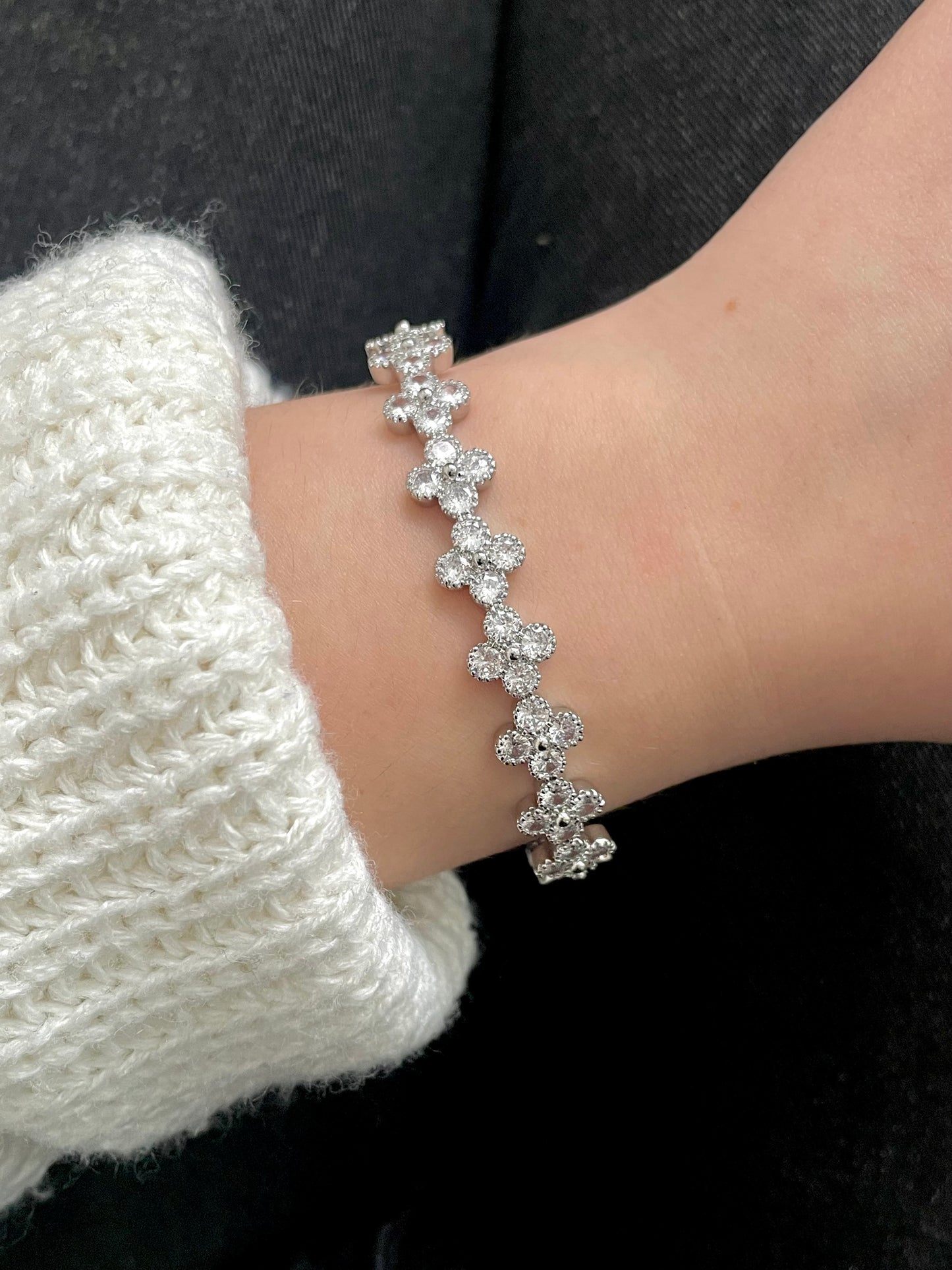 Silver Clover bracelet, stainless steel, adjustable