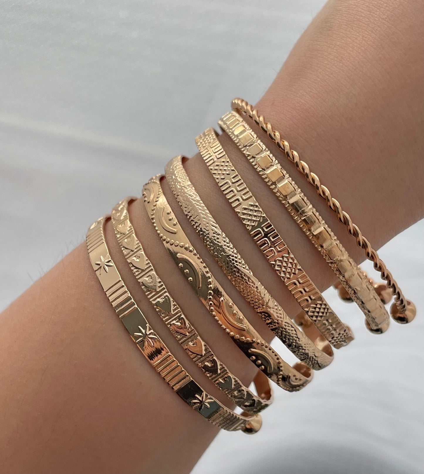 7 pcs Gold Bangle Set, Stack cuff bracelet, everyday jewelry, layering bracelets, mix and match