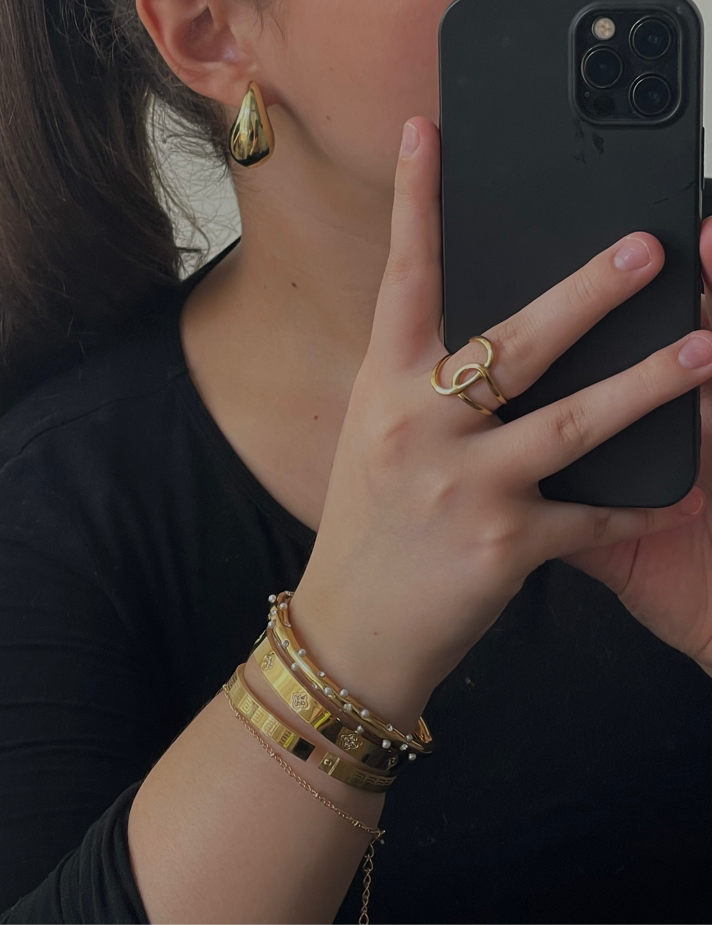 PREORDER | Flower Rhinestone Classic Bangle Bracelet, Stainless Steel, durable everyday jewelry