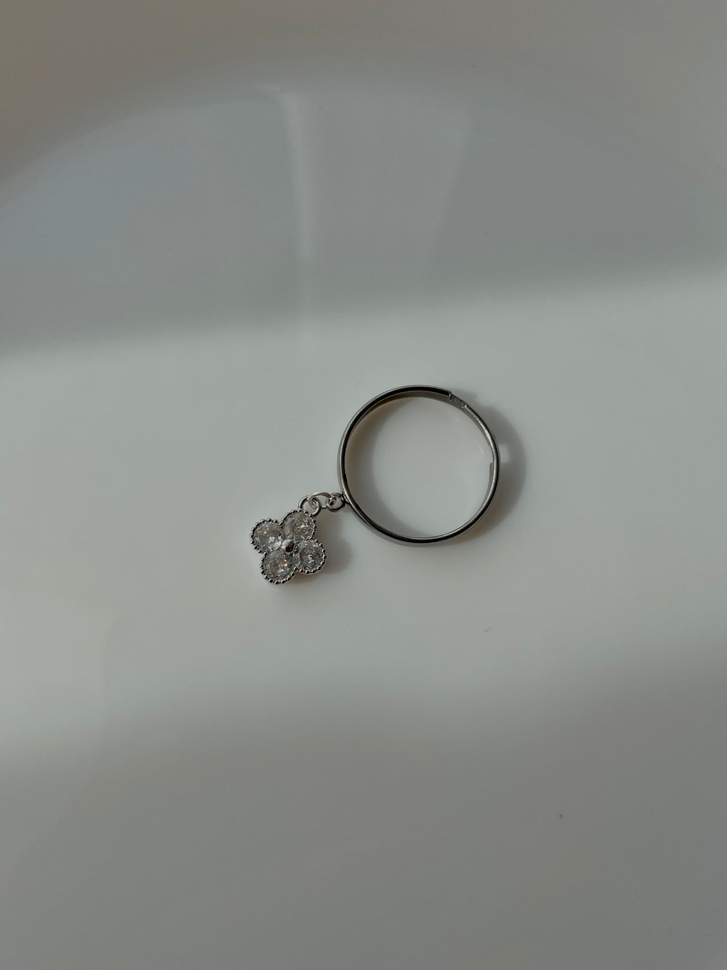 The Clover set, silver