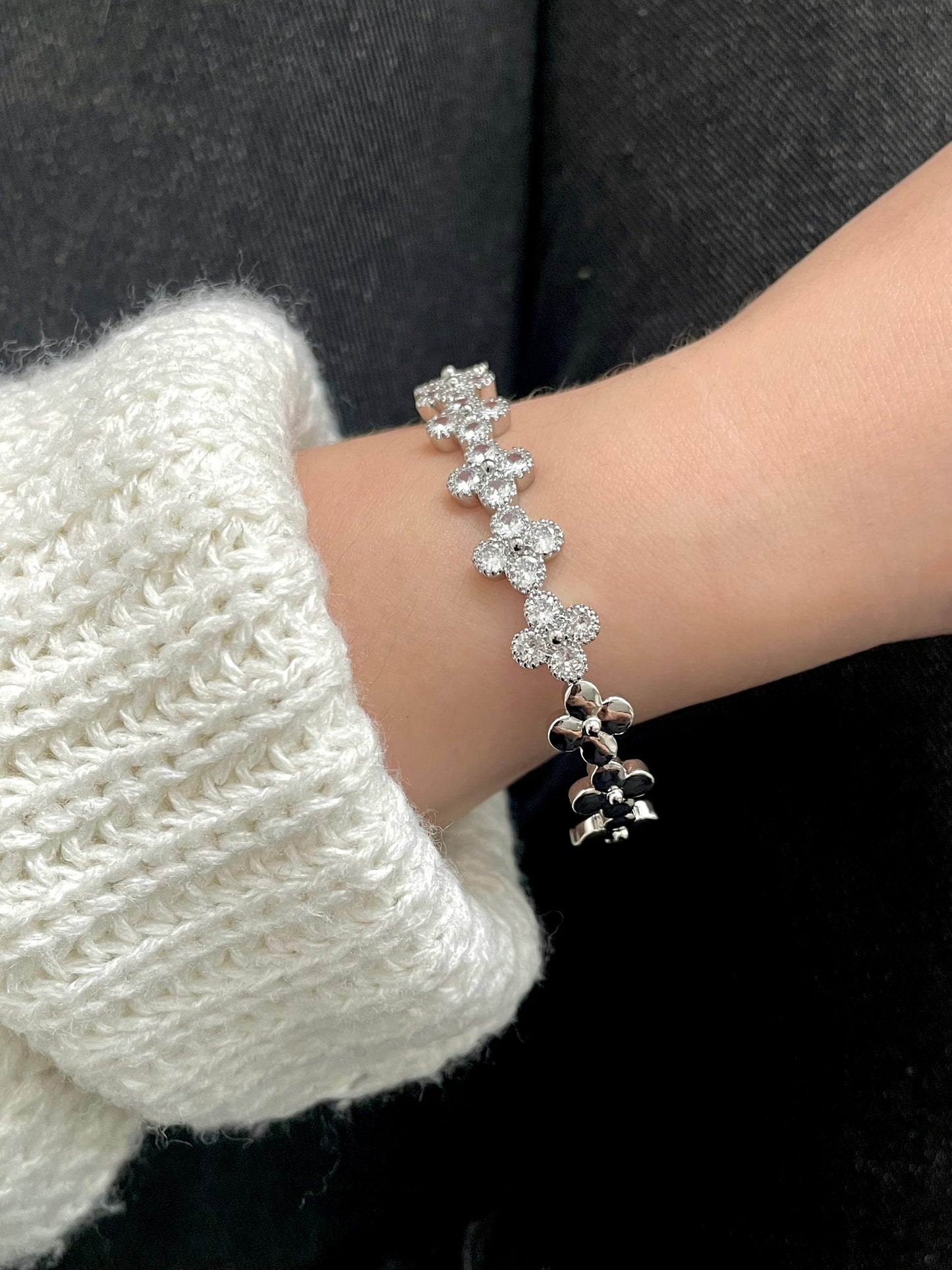 Silver Clover bracelet, stainless steel, adjustable