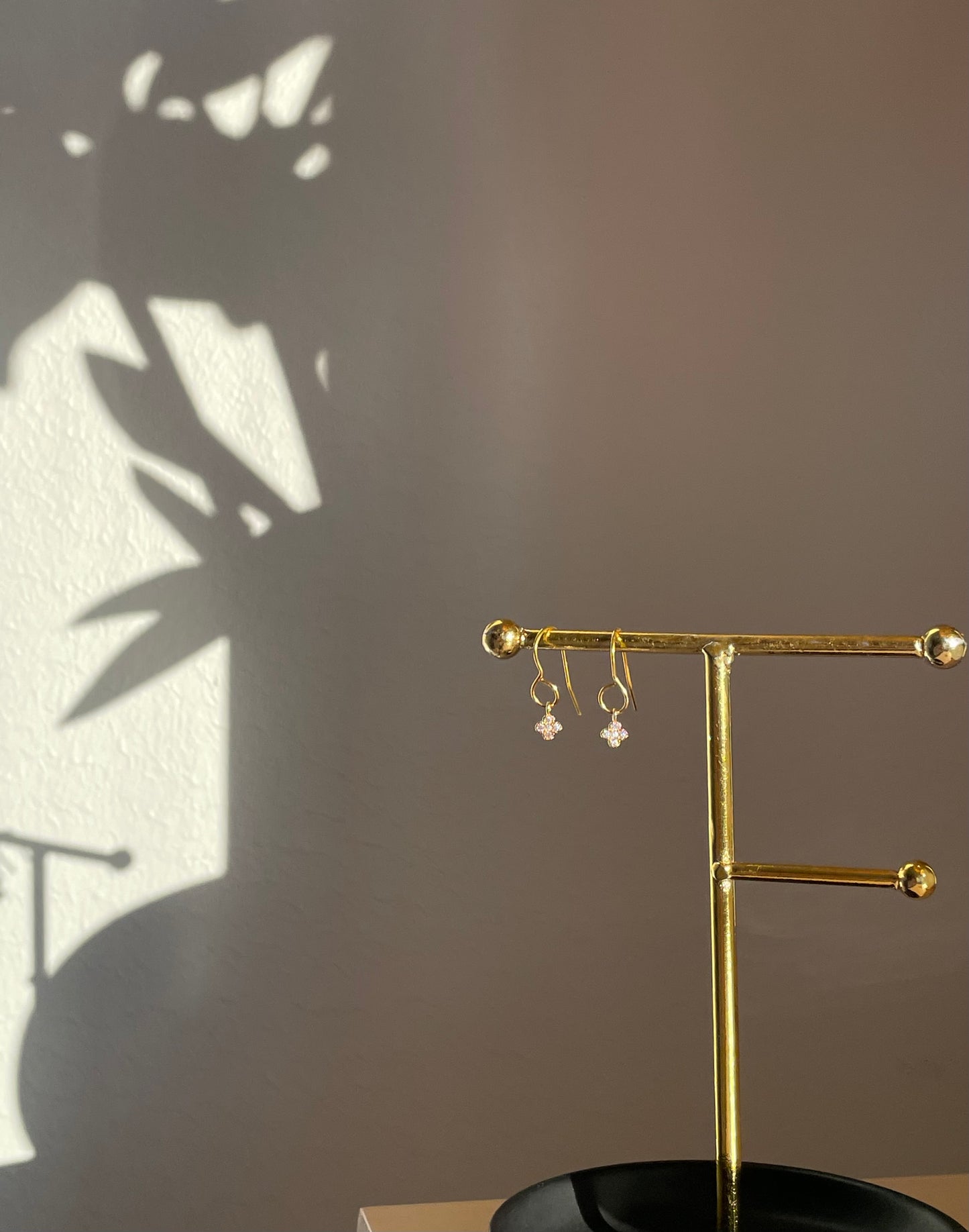 Dainty Twinkle earrings