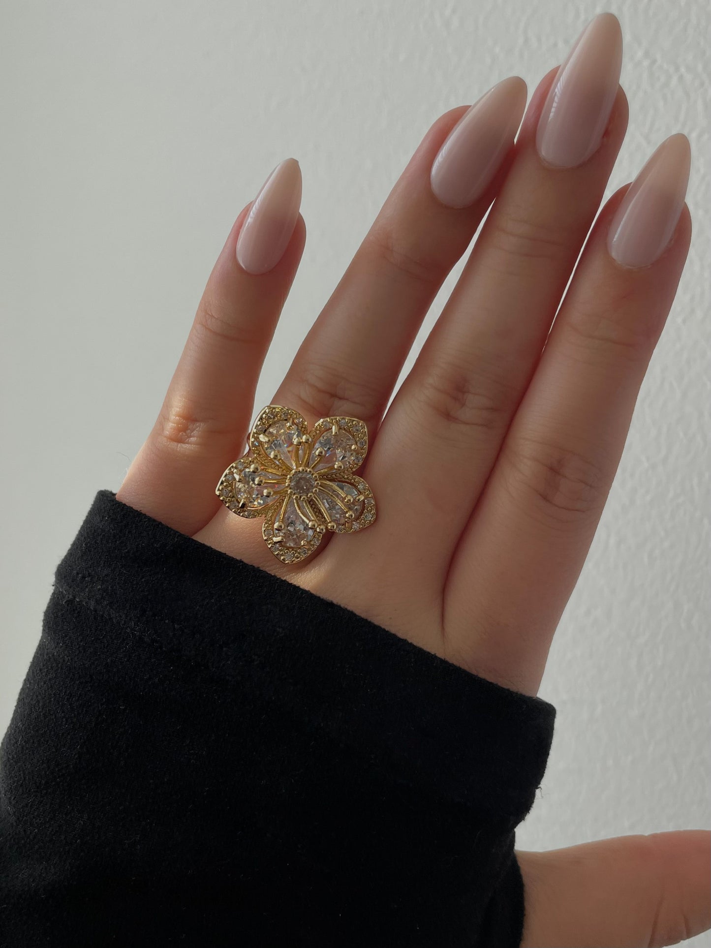 Alia Ring