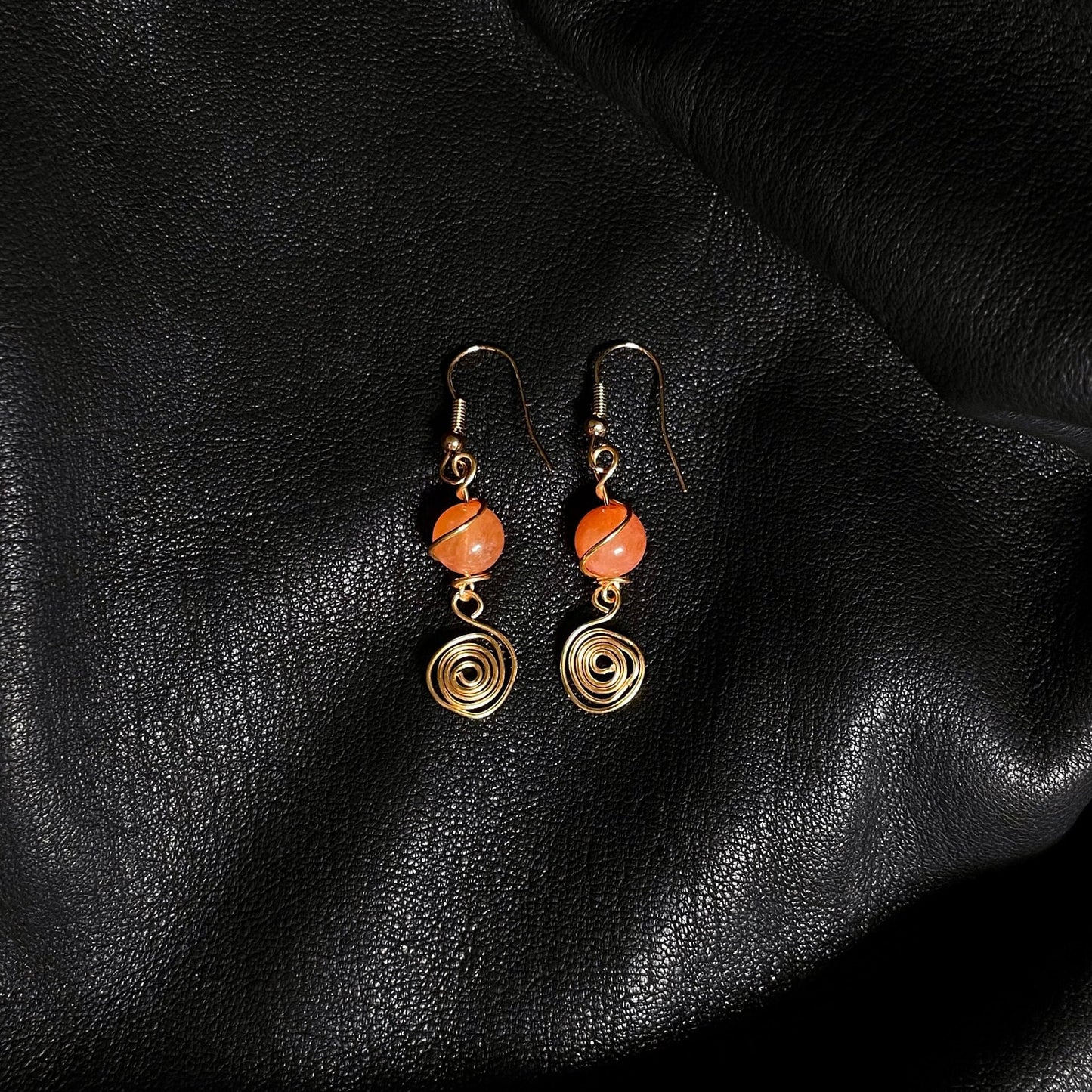 Orange Sun Stone swirl earrings, wire wrapped earrings, gemstone earrings, sunstone jewelry, earrings dangle wire wrapped, crystal jewelry