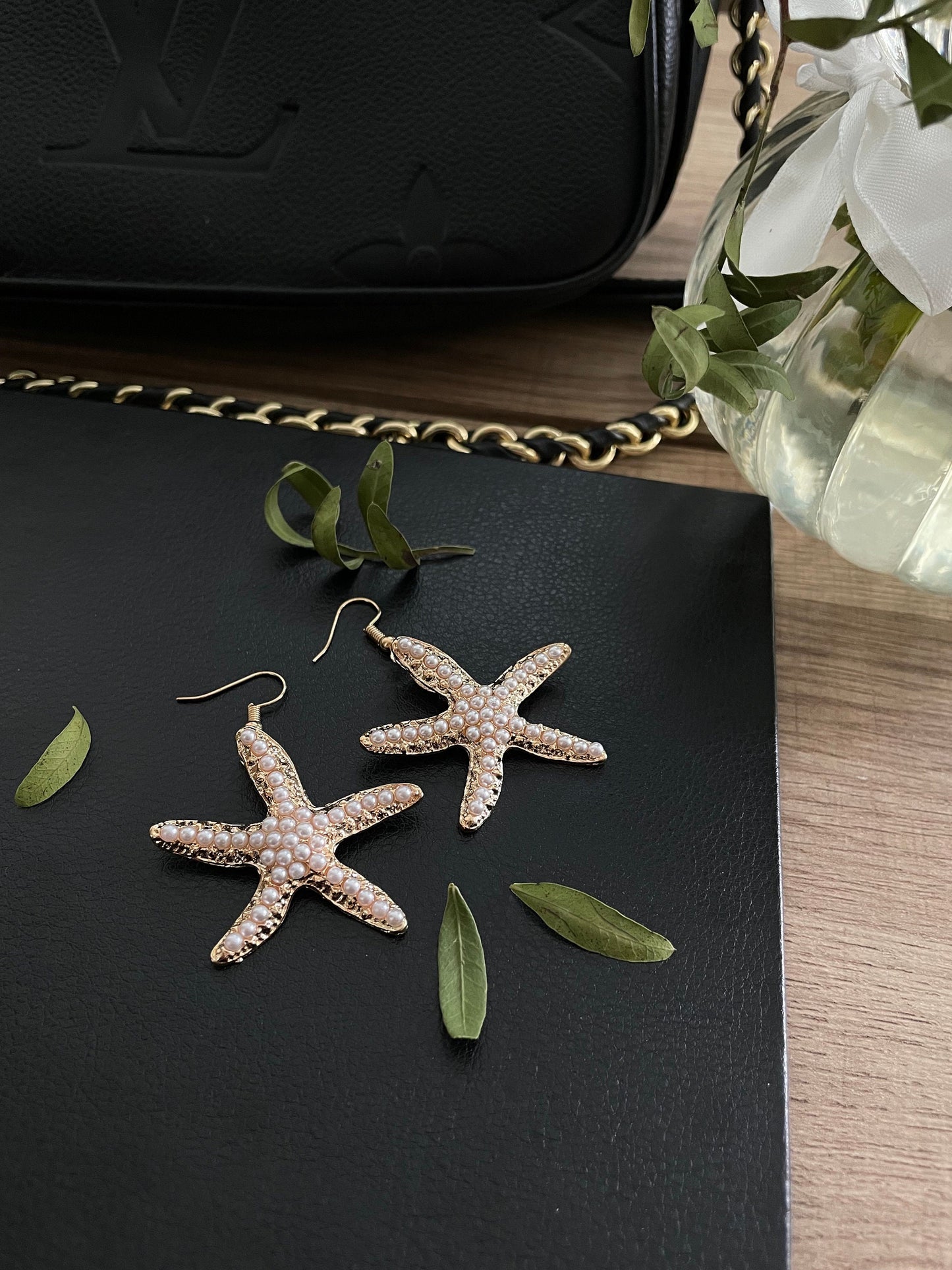 Gold Starfish Pearl earrings, Dangle Ocean earrings, Mermaid jewelry