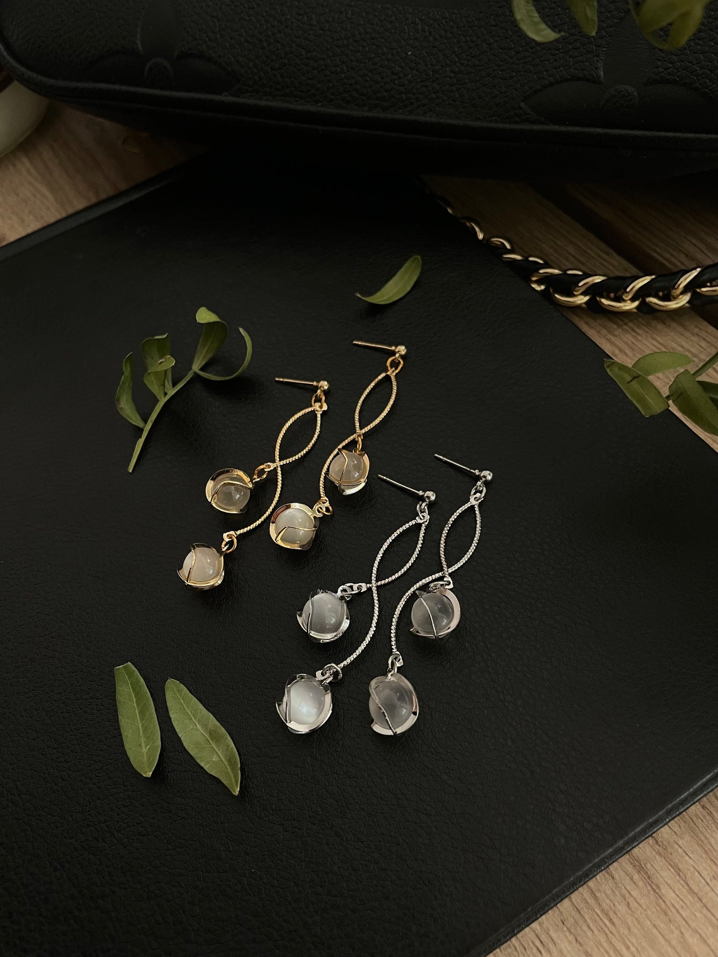 Dangle Gold Pearl Drop earrings, Long Imitation Pearl earrings, Bridal Pearl drop with diamonds, Chain earrings