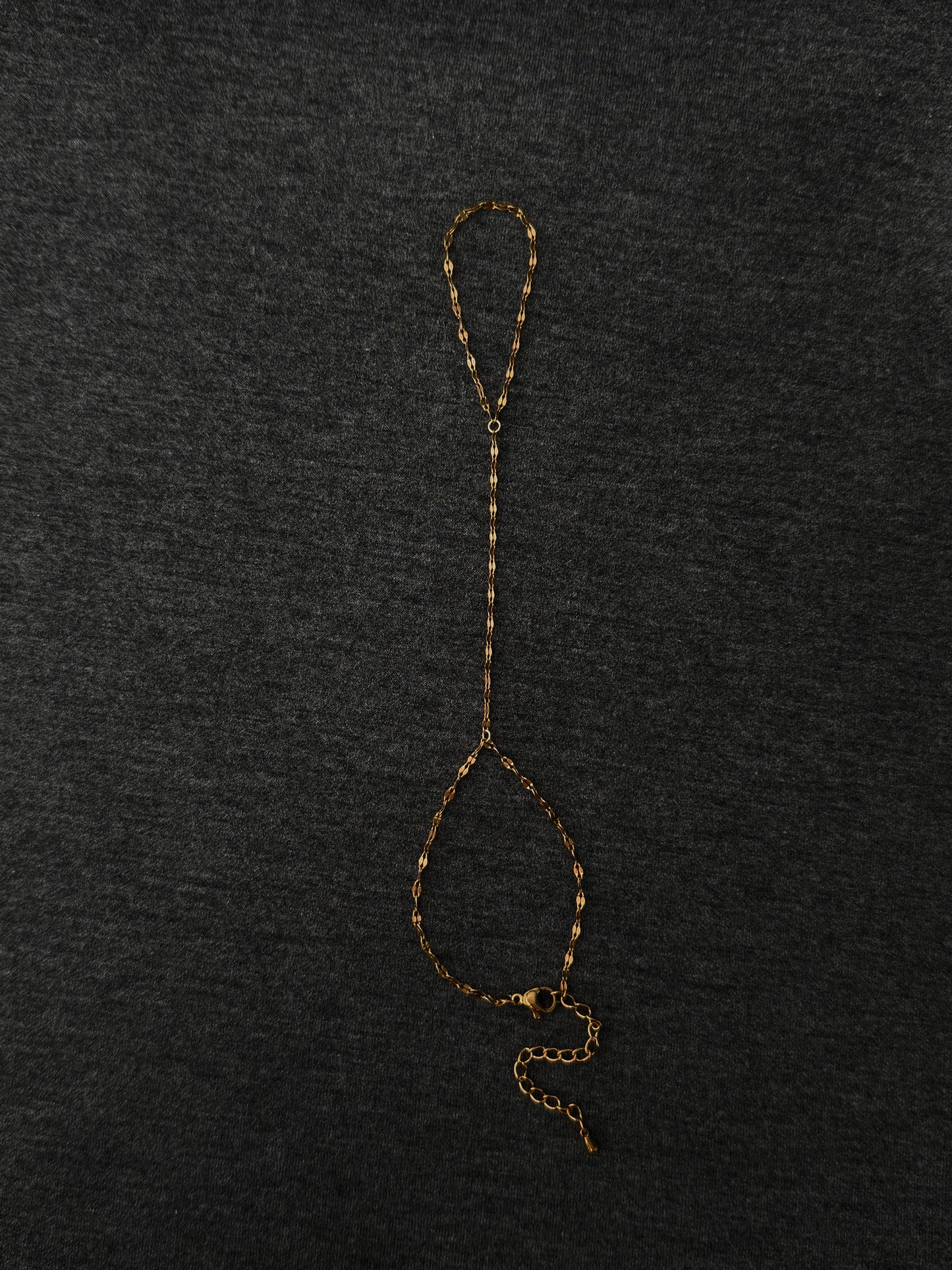 Serena Hand Chain, gold