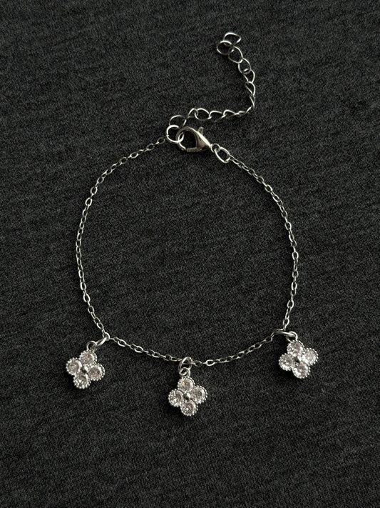 Valencia bracelet, silver