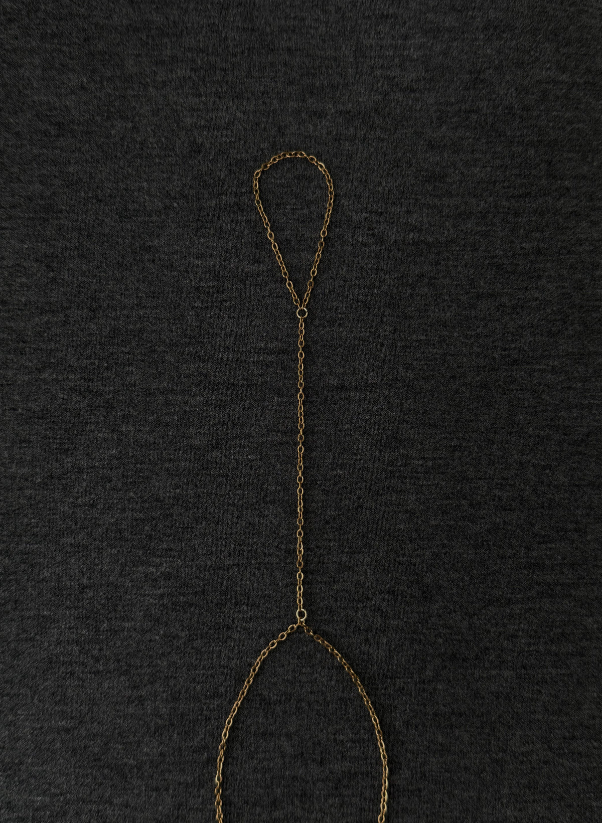 Hand Chain, golden