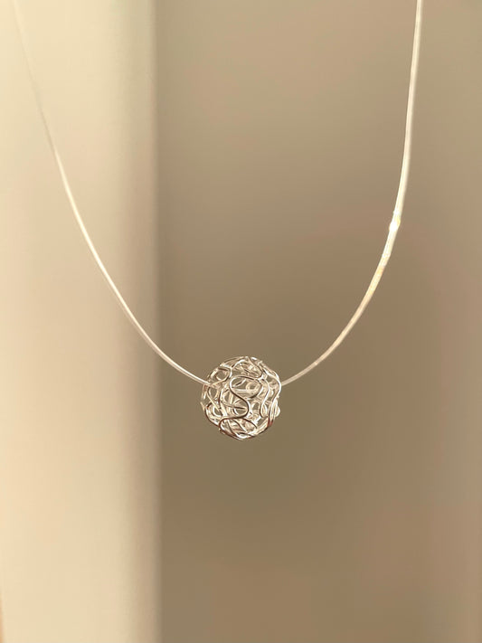 Eternal Love | Invisible necklace