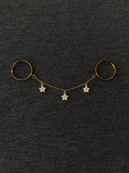 Double ring chain, gold buttercup flower