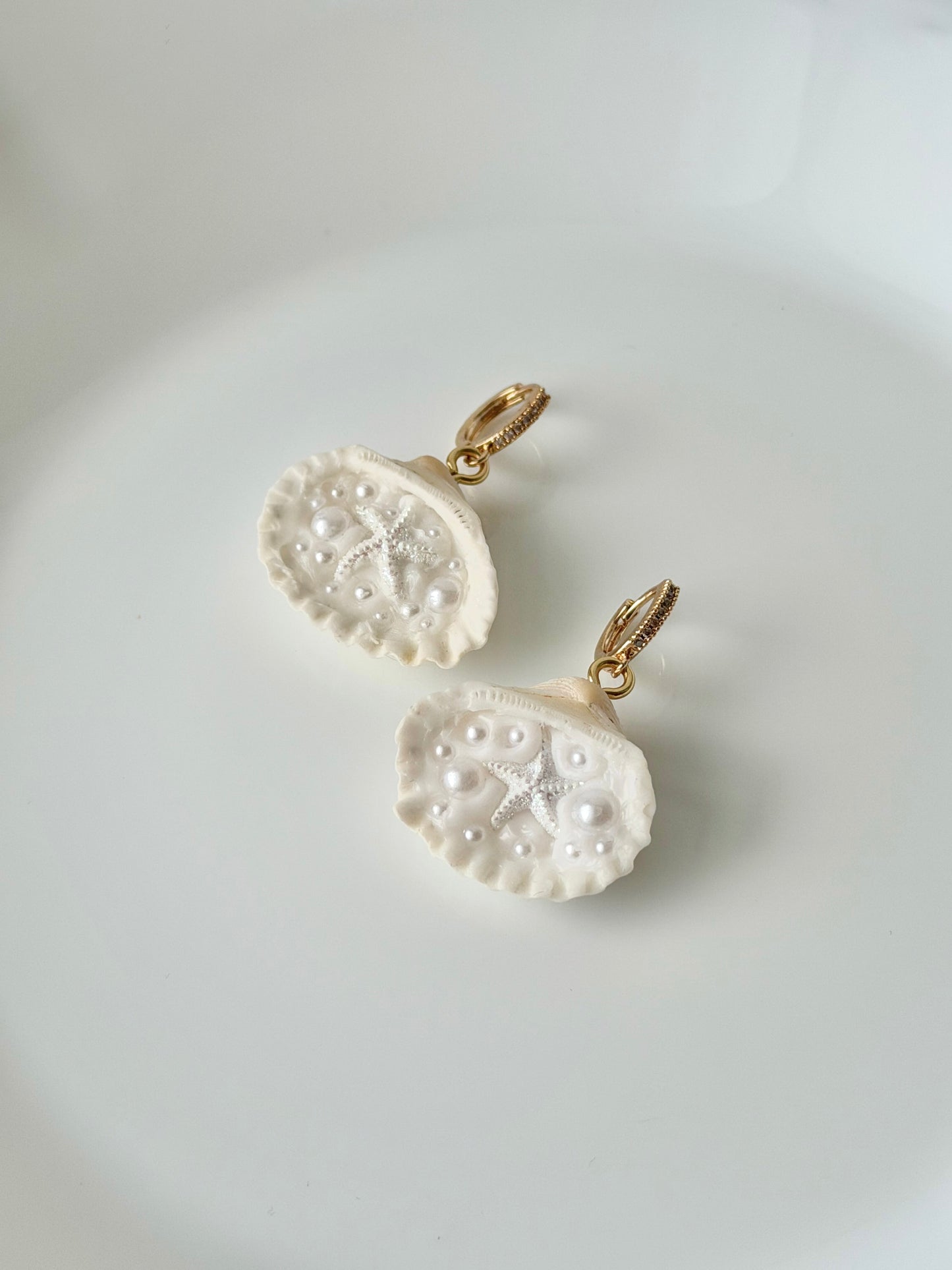 Tiny Treasure earrings | Starfish, gold/silver