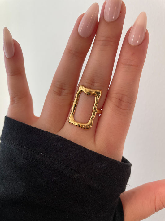 Sia Ring, gold