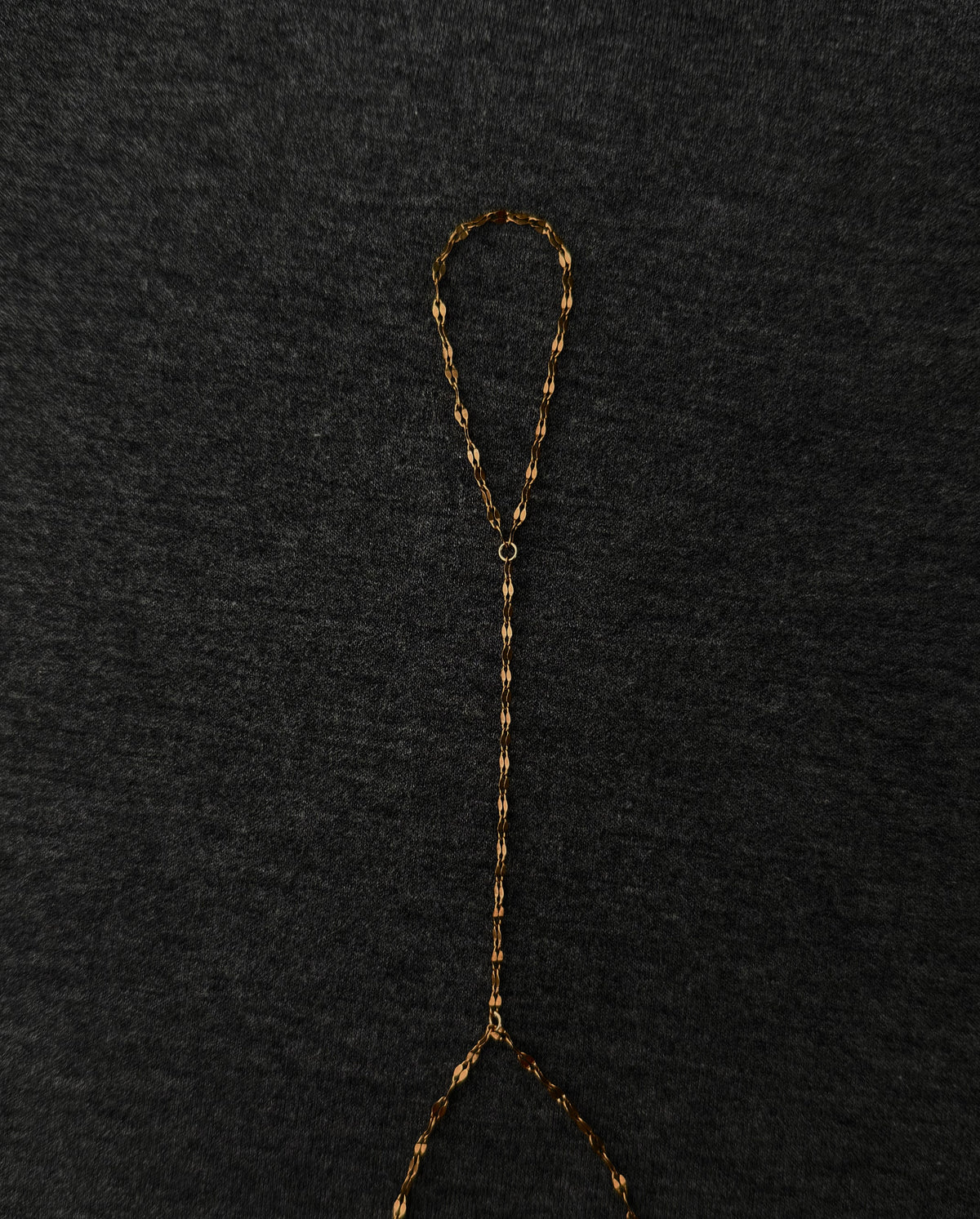 Serena Hand Chain, gold