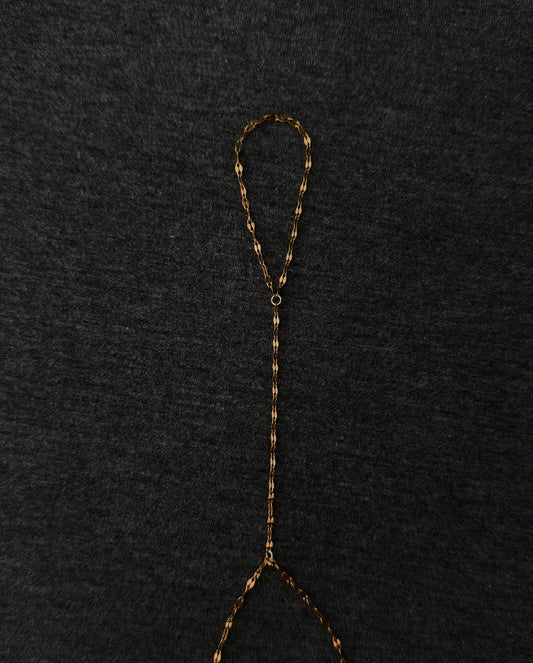 Serena Hand Chain, gold