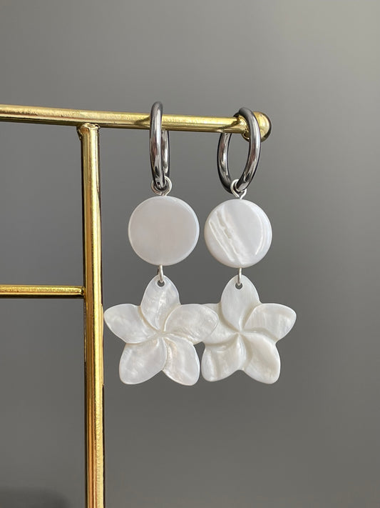 Elora Bloom earrings, silver