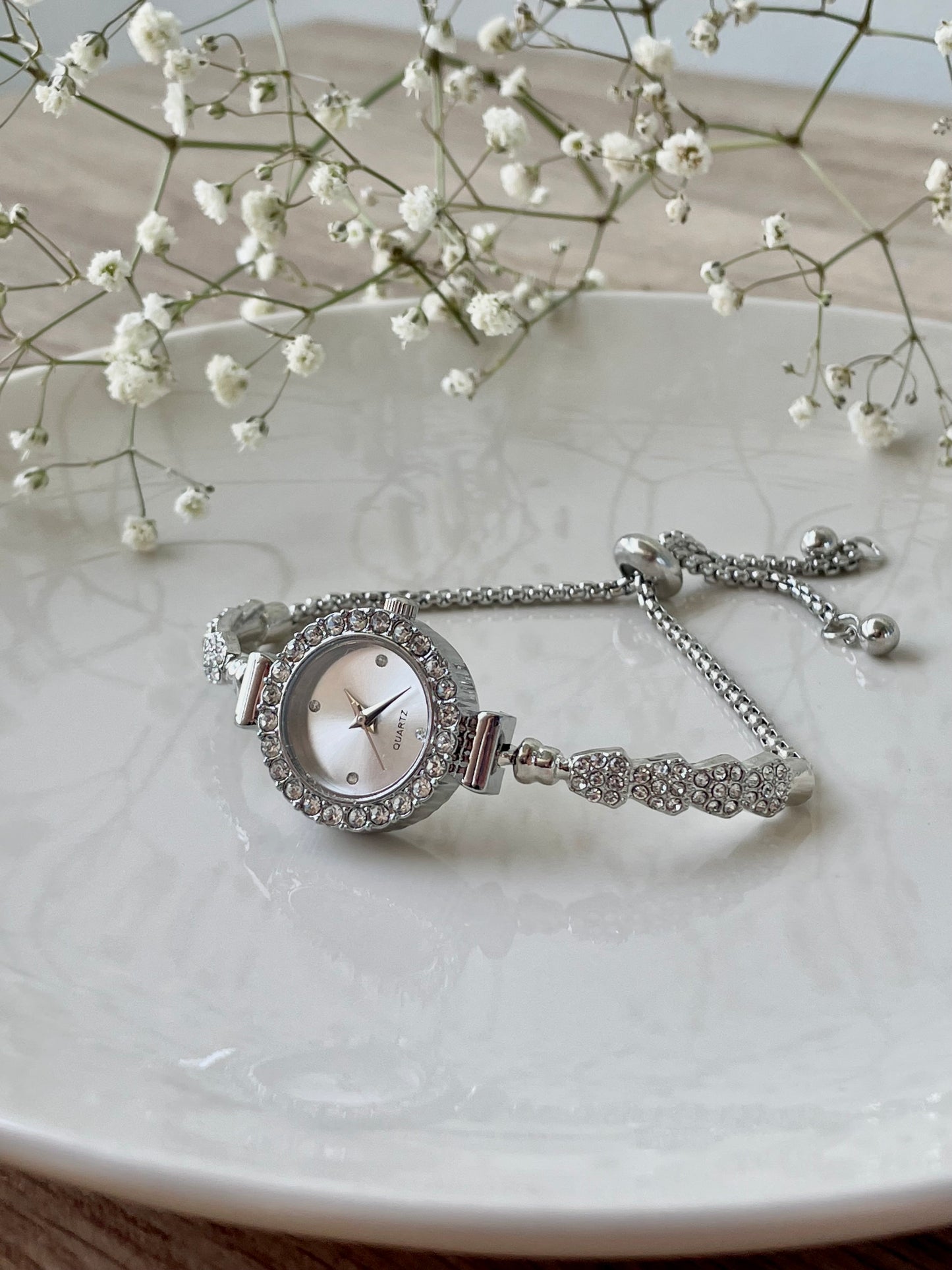 PREORDER | 30.4. Silver Rhinestone bracelet watch, Cocktail Watch, adjustable luxury bolo bracelet, Quartz watch, stainless steel