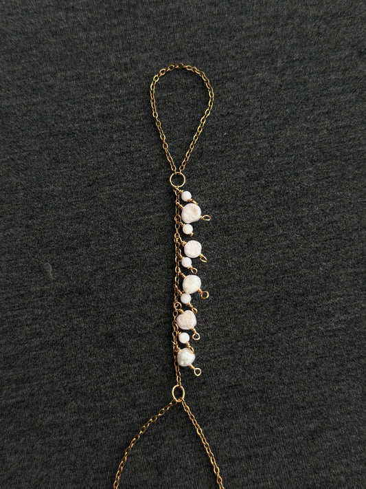 Amalfi Hand Chain, gold