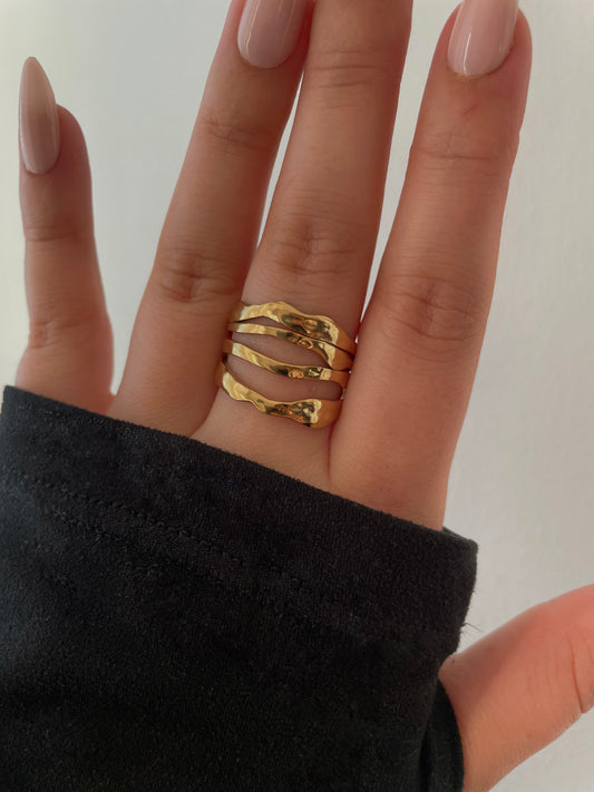 Ina Ring, gold