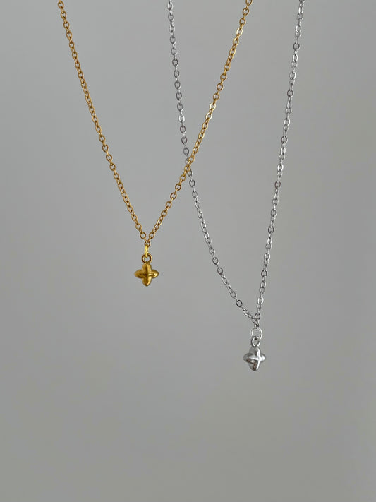 Lucky Clover Necklace, stainless steel