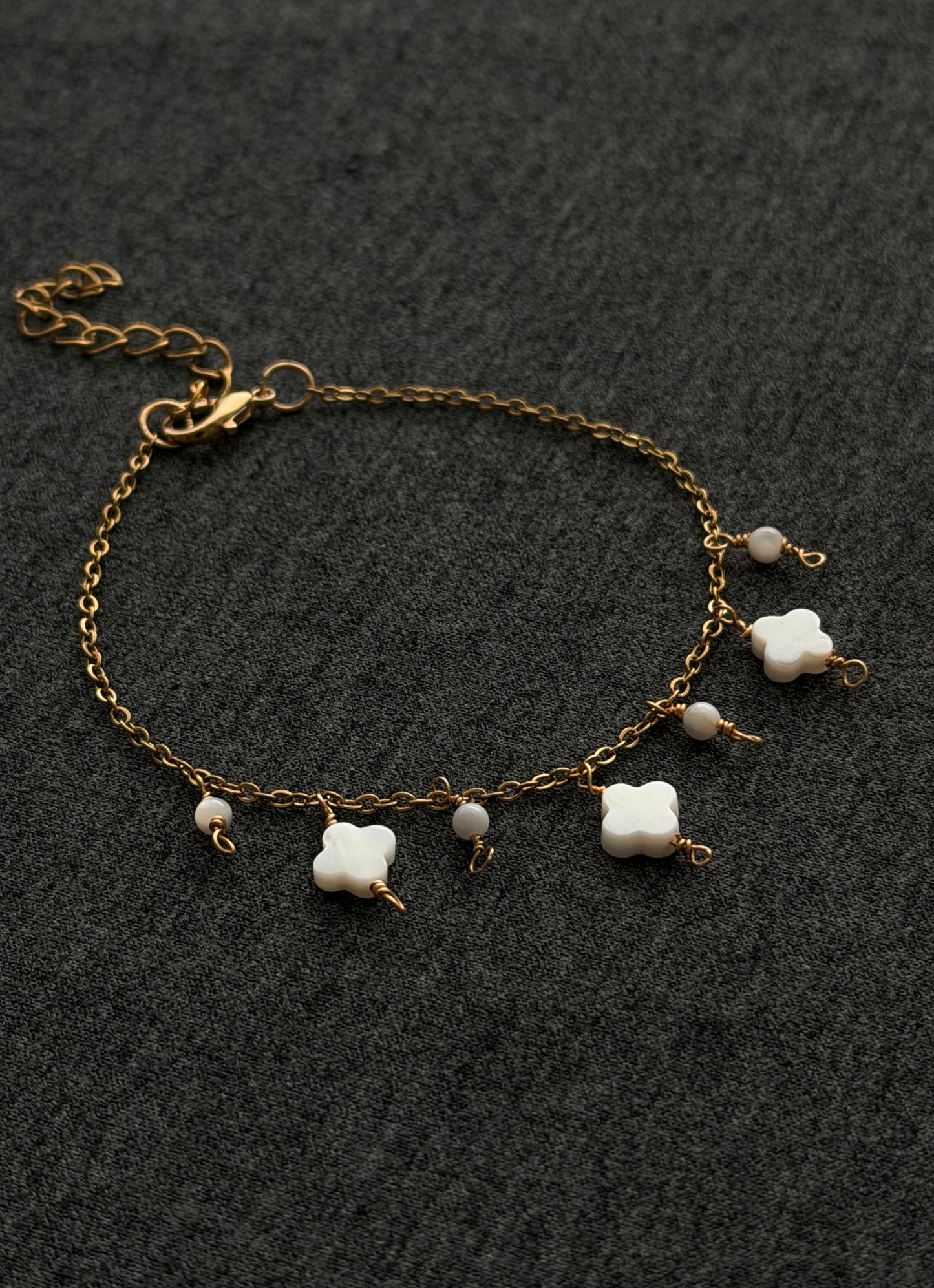 Capri bracelet, gold