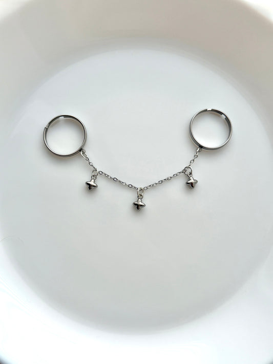 Double ring chain, silver matte clover