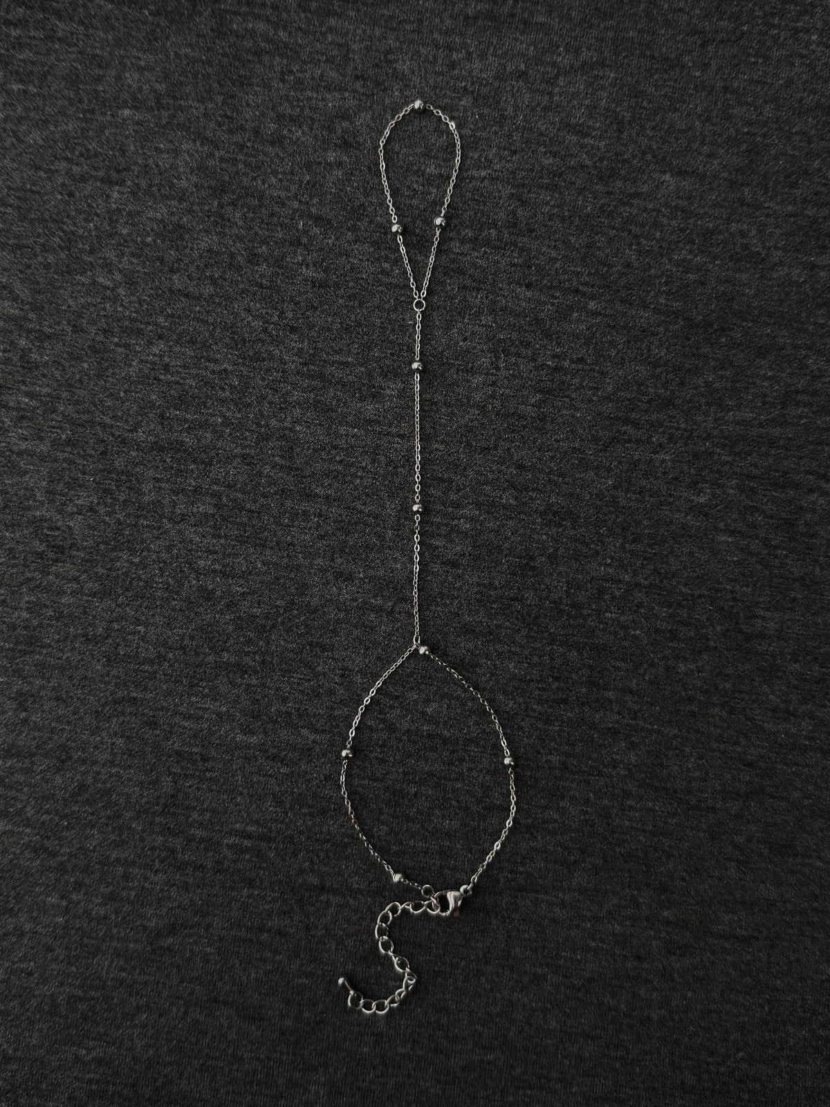 Lucia Hand Chain, silver