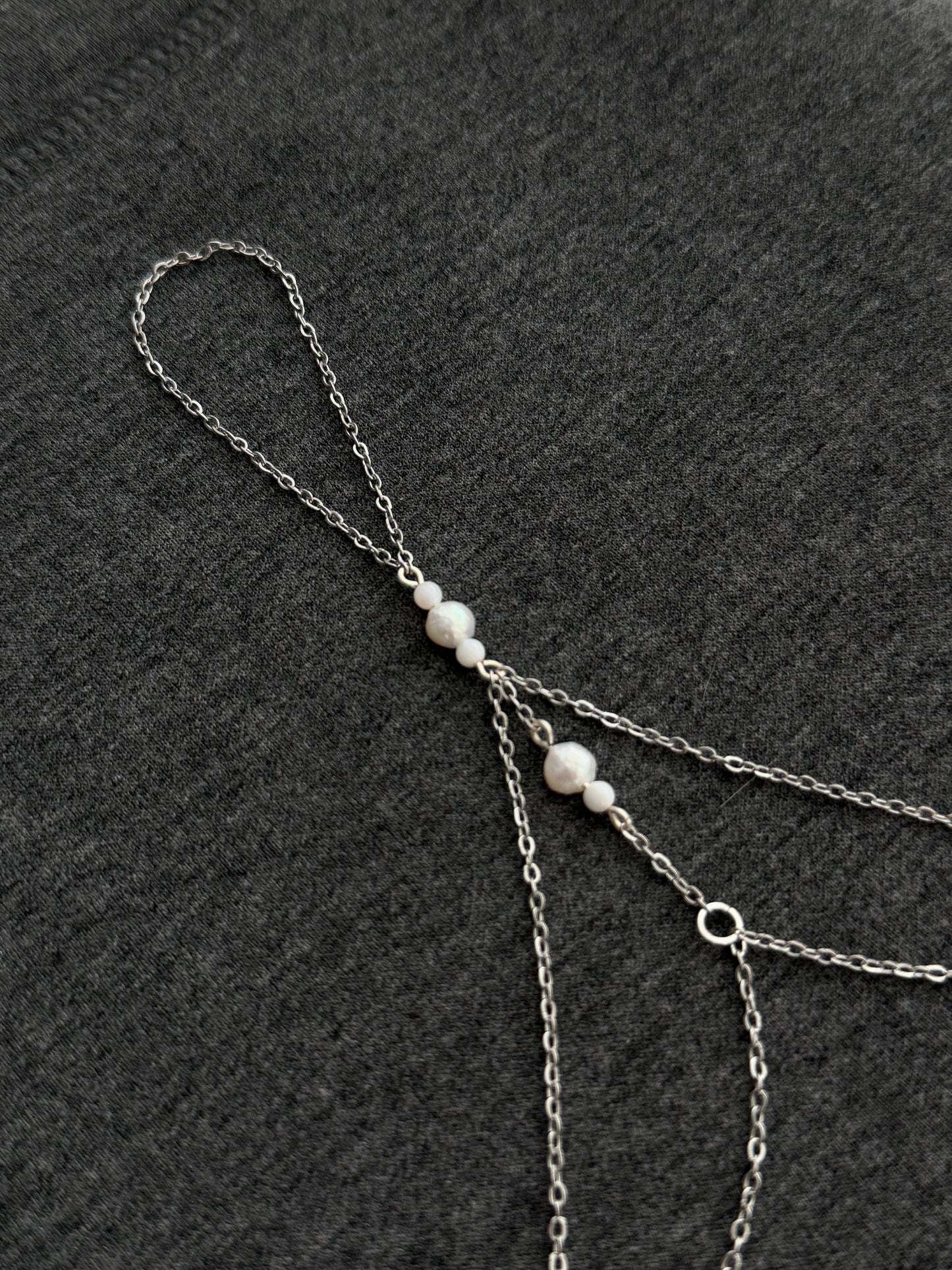 Riviera Hand Chain, silver