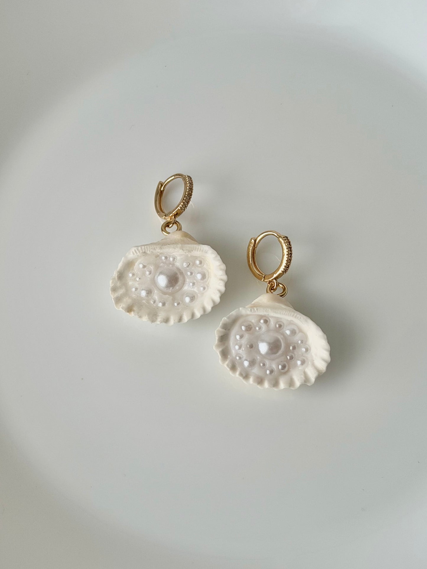 Tiny Treasure earrings | Pearl Rain, gold/silver