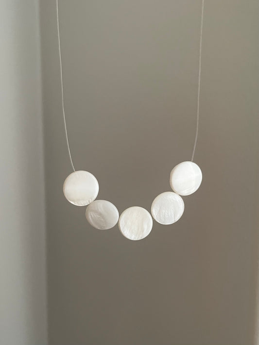 Five of Ocean’s Hearts | Invisible necklace