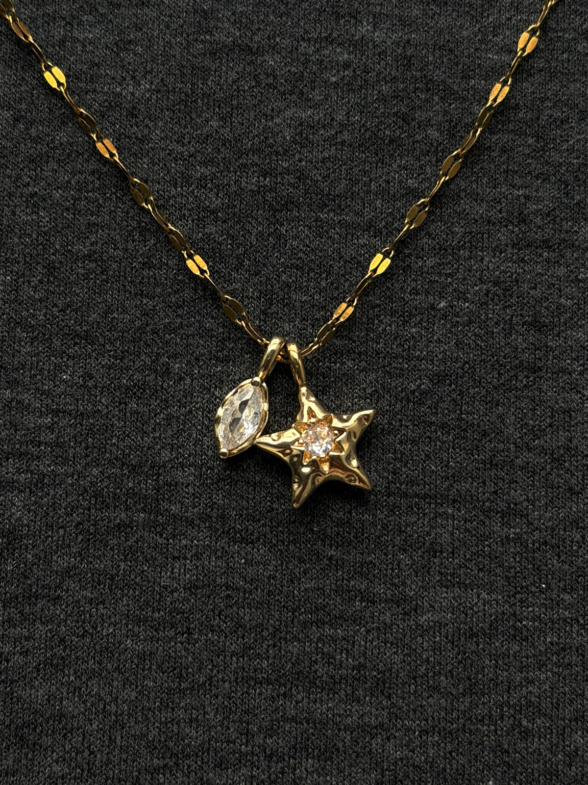 Nova Necklace, gold