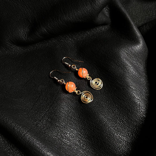 Orange Sun Stone swirl earrings, wire wrapped earrings, gemstone earrings, sunstone jewelry, earrings dangle wire wrapped, crystal jewelry