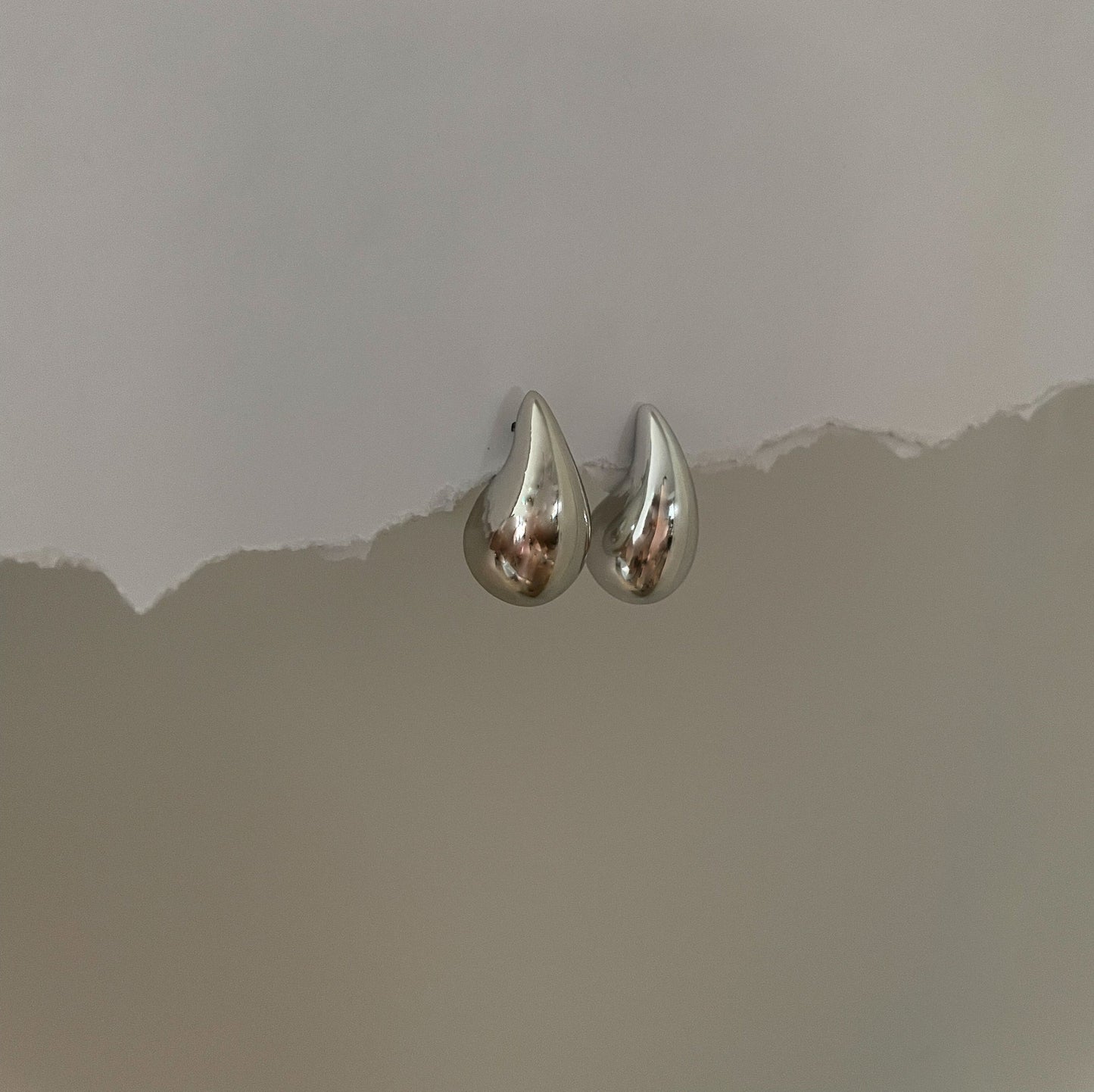 Chunky Silver Teardrop Earrings, Bottega dupe Drop earrings, Gold Hailey Bieber earrings, Kylie Jenner jewelry