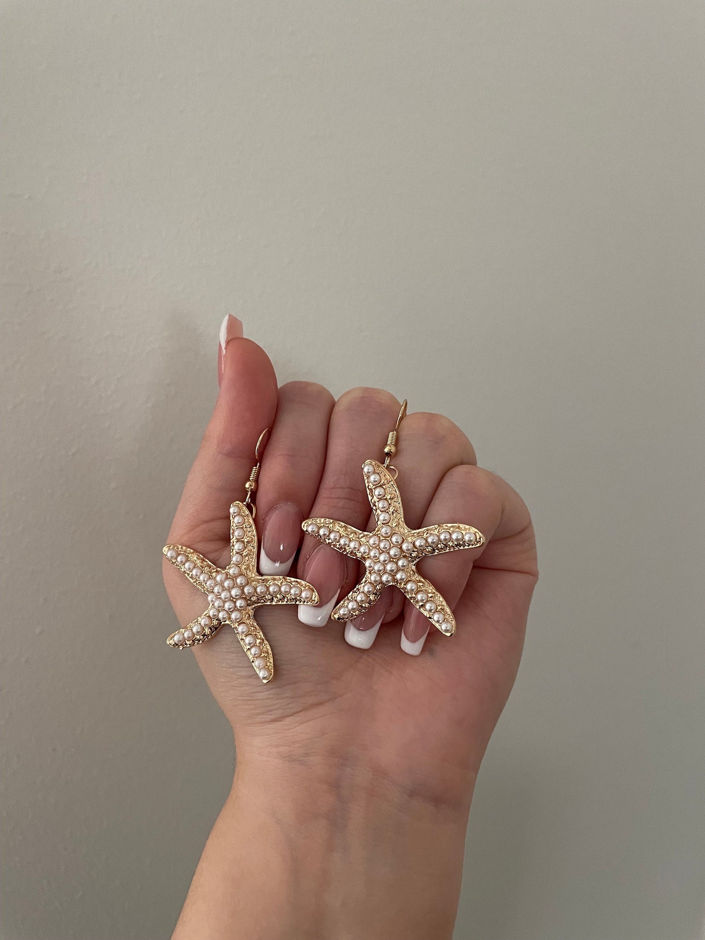 Gold Starfish Pearl earrings, Dangle Ocean earrings, Mermaid jewelry